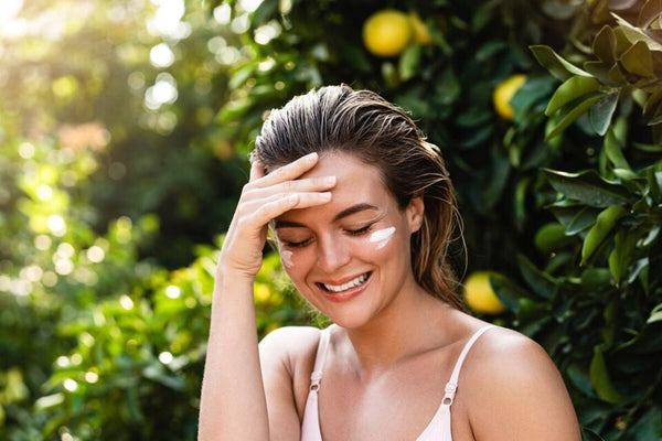 How Much Sunscreen To Use On Your Face